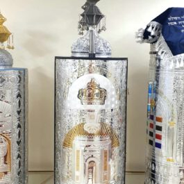 בית לספר תורה דגם בית המקדש. כתר בגדלים שונים