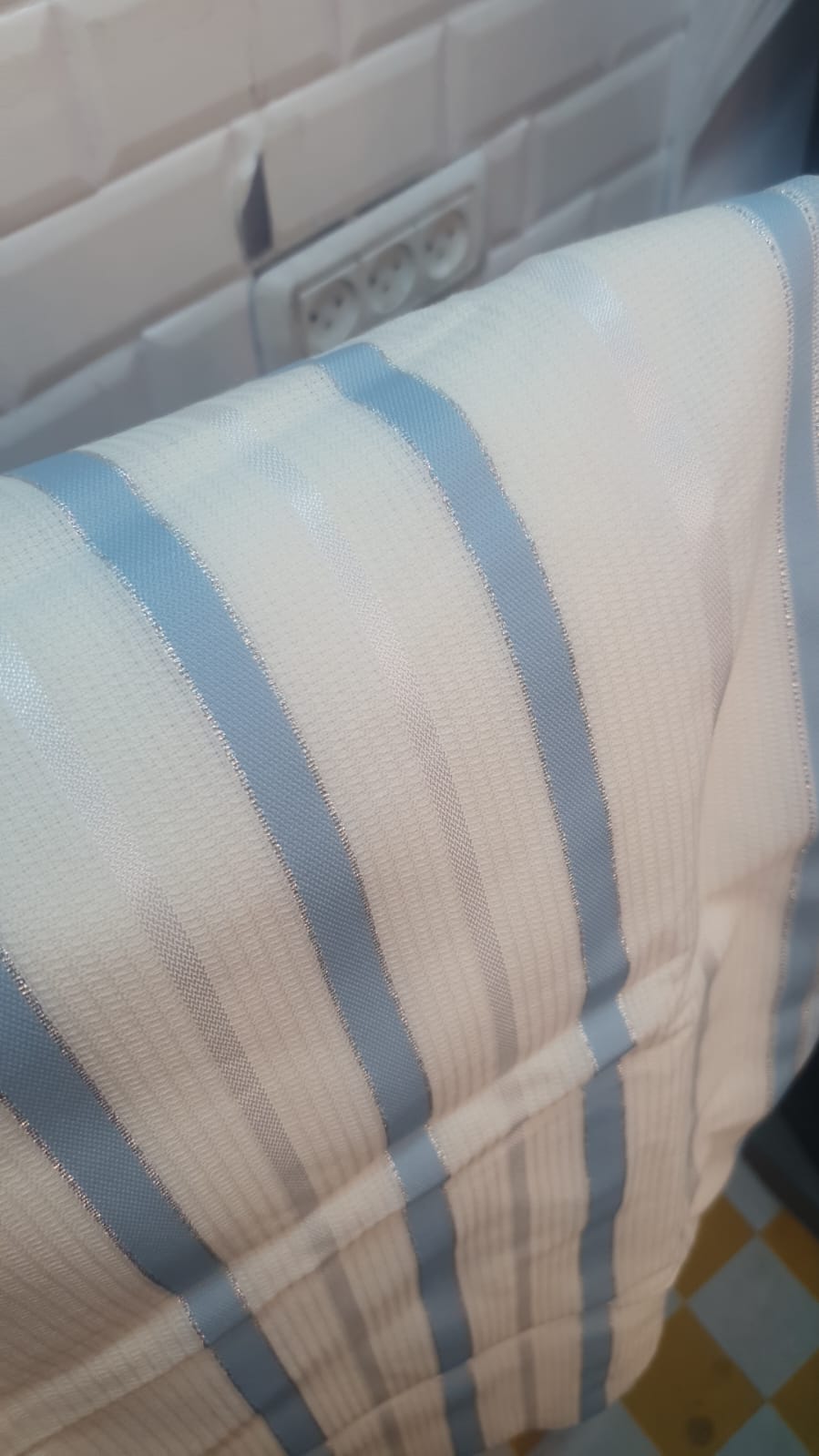 טלית צמר מידה 70 דגם לא מחליק עם פסים תכלת וכסף